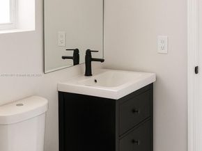 910 Bay Dr 29, Miami Beach FL 33141