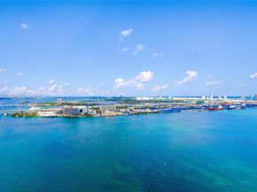 808 Brickell Key Dr 3901, Miami FL 33131