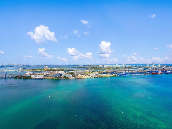 808 Brickell Key Dr 3901, Miami FL 33131