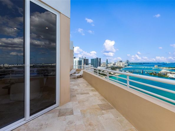 808 Brickell Key Dr 3901, Miami FL 33131