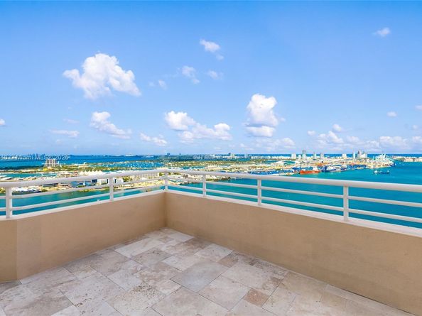 808 Brickell Key Dr 3901, Miami FL 33131