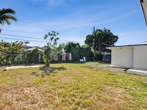 10100 SW 38th Ter, Miami FL 33165