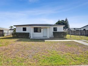 10100 SW 38th Ter, Miami FL 33165