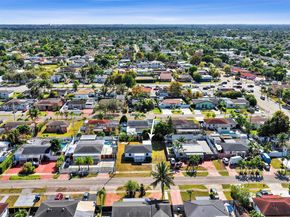 10100 SW 38th Ter, Miami FL 33165