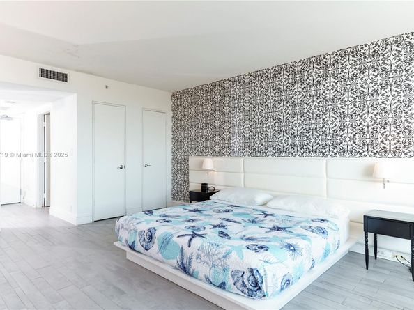 1100 West Ave 1515, Miami Beach FL 33139