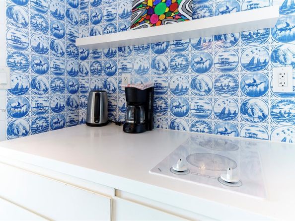 1100 West Ave 1515, Miami Beach FL 33139