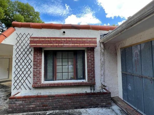 5900 NE 5th Ave, Miami FL 33137