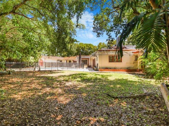 5900 NE 5th Ave, Miami FL 33137