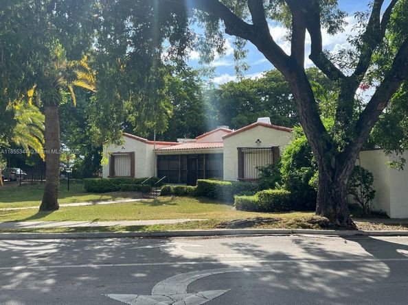 5900 NE 5th Ave, Miami FL 33137