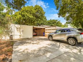 5900 NE 5th Ave, Miami FL 33137