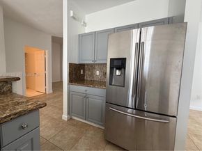 4045 NE 15th St, Homestead FL 33033