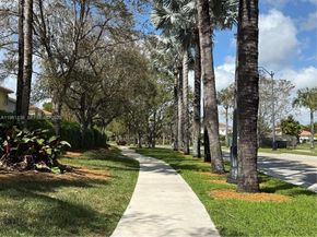 4045 NE 15th St, Homestead FL 33033