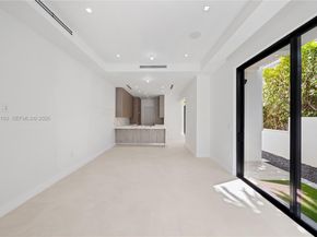 2710 S Le Jeune Rd, Coral Gables FL 33134