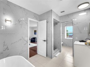 4440 NE 23rd Ave, Lighthouse Point FL 33064