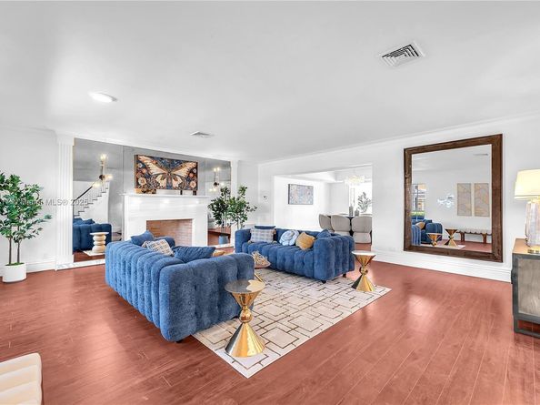 4440 NE 23rd Ave, Lighthouse Point FL 33064