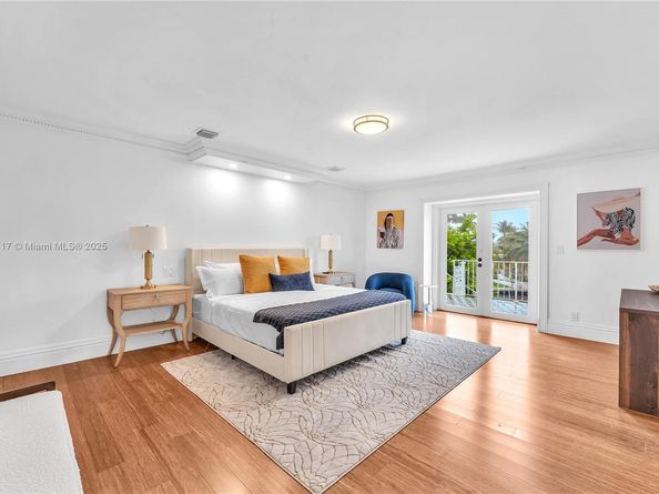 4440 NE 23rd Ave, Lighthouse Point FL 33064