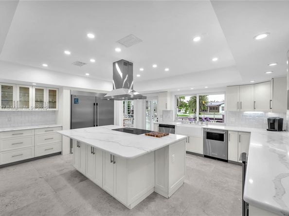 4440 NE 23rd Ave, Lighthouse Point FL 33064