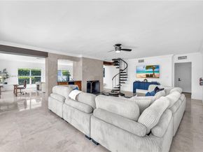 4440 NE 23rd Ave, Lighthouse Point FL 33064