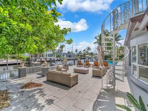 4440 NE 23rd Ave, Lighthouse Point FL 33064