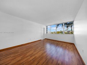 2841 NE 163rd  St 215, North Miami Beach FL 33160