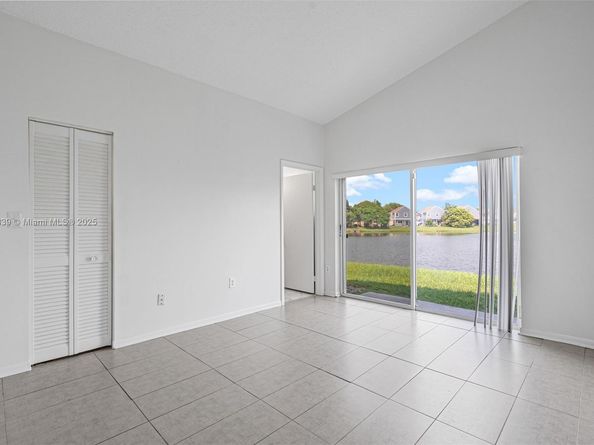 9917 W Elm Ln, Miramar FL 33025