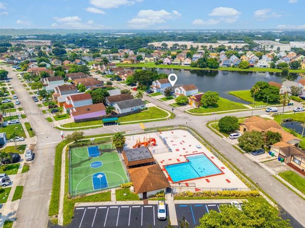 9917 W Elm Ln, Miramar FL 33025