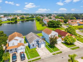 9917 W Elm Ln, Miramar FL 33025
