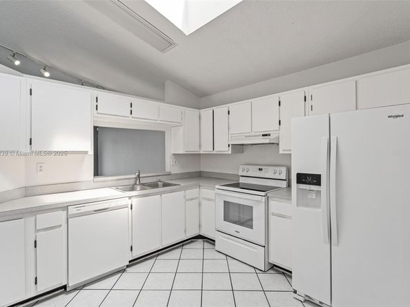 9917 W Elm Ln, Miramar FL 33025