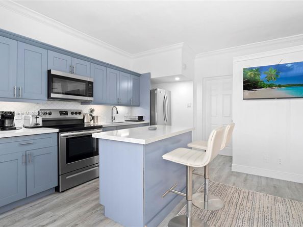 Undisclosed Address #A11857546, Hallandale Beach FL 33009