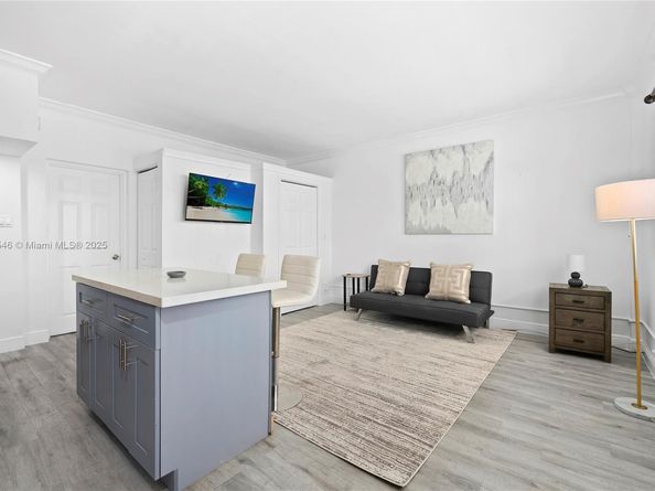 Undisclosed Address #A11857546, Hallandale Beach FL 33009