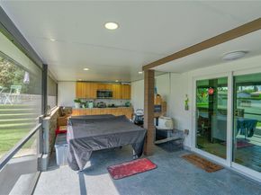 1016 NE 4th Ct, Hallandale Beach FL 33009