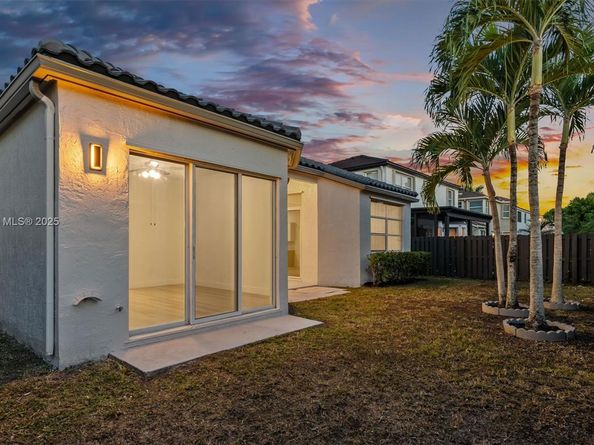 5060 SW 163rd Ave, Miramar FL 33027