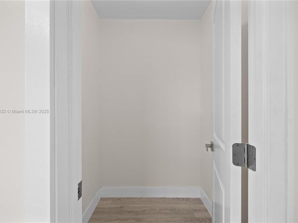 3850 NW 188th St, Miami Gardens FL 33055