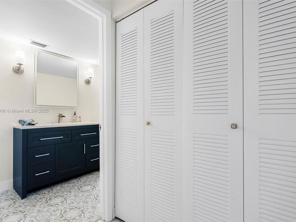 19801 E Country Club Dr 4508, Aventura FL 33180