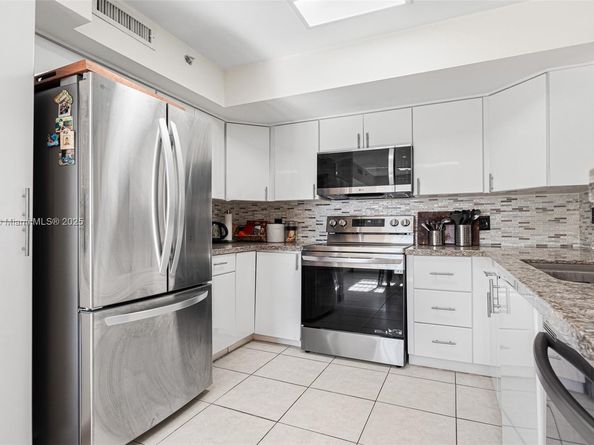 19801 E Country Club Dr 4508, Aventura FL 33180
