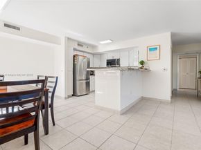 19801 E Country Club Dr 4508, Aventura FL 33180