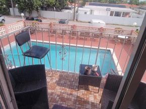 6820 W Flagler St 207, Miami FL 33144