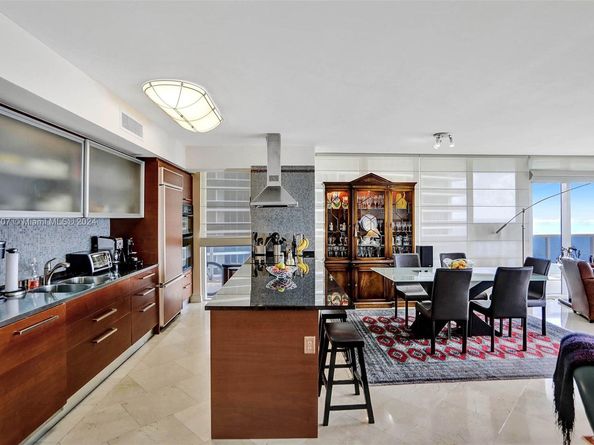 1850 S Ocean Dr 3301, Hallandale Beach FL 33009