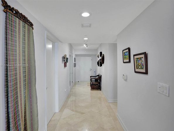 1850 S Ocean Dr 3301, Hallandale Beach FL 33009