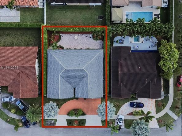 11472 SW 28th Ter, Miami FL 33165