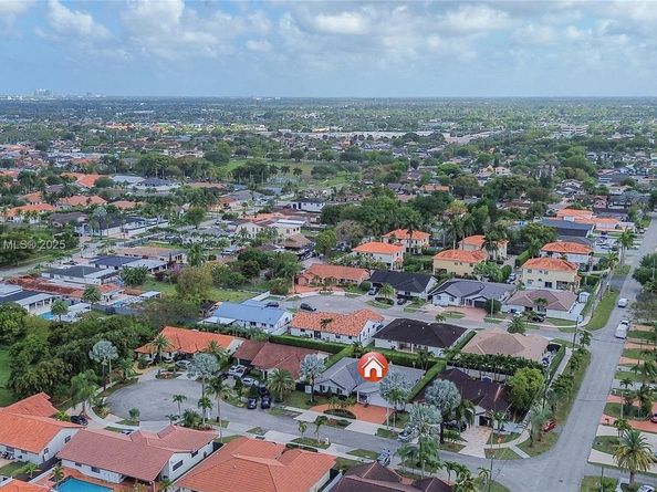 11472 SW 28th Ter, Miami FL 33165