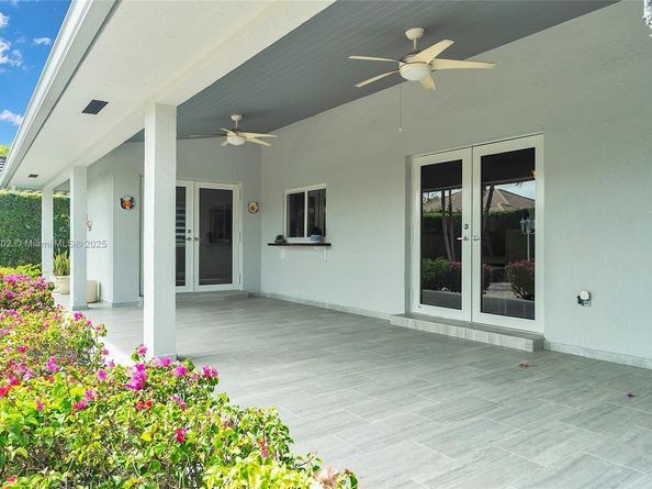 11472 SW 28th Ter, Miami FL 33165