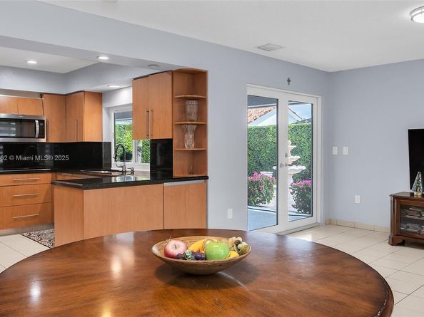 11472 SW 28th Ter, Miami FL 33165