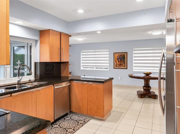 11472 SW 28th Ter, Miami FL 33165