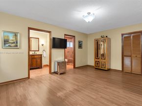 11472 SW 28th Ter, Miami FL 33165