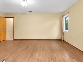 11472 SW 28th Ter, Miami FL 33165