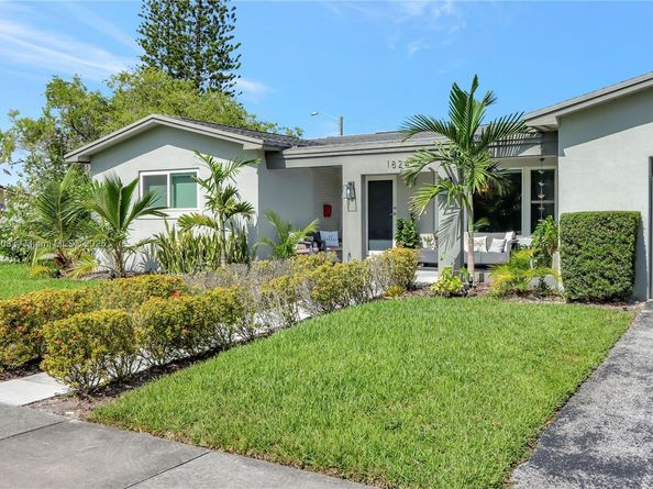 1824 SW 100th Ave, Miami FL 33165