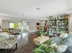 1824 SW 100th Ave, Miami FL 33165