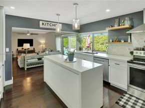 1824 SW 100th Ave, Miami FL 33165