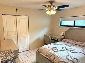 7185 W 30th Ln, Hialeah FL 33018